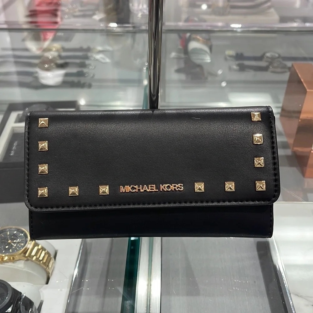 MICHAEL KORS JET SET TRAVEL LADY LARGE TRIFOLD  NON-LEATHER VEGAN WALLET 
BLACK - Picture 11 of 16